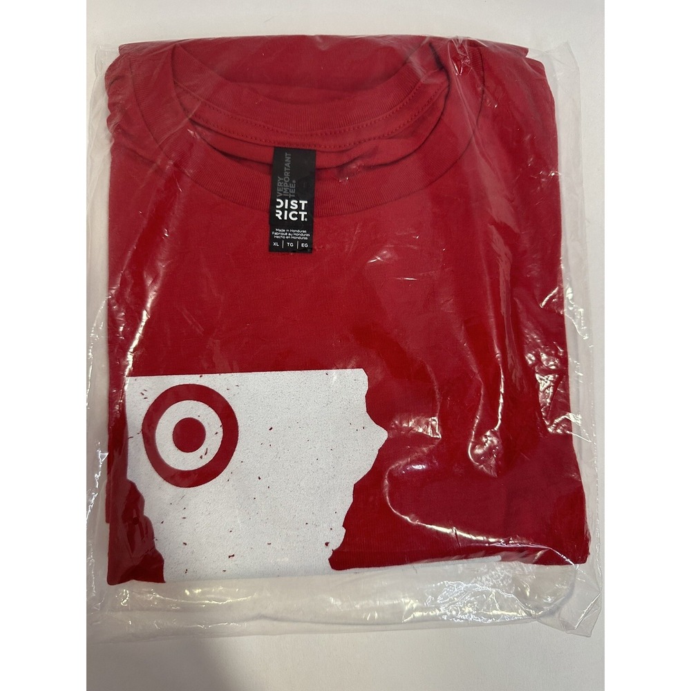 District Red Cotton Louisiana Target‎ Logo Graphic T-Shirt New XL - Picture 3 of 3